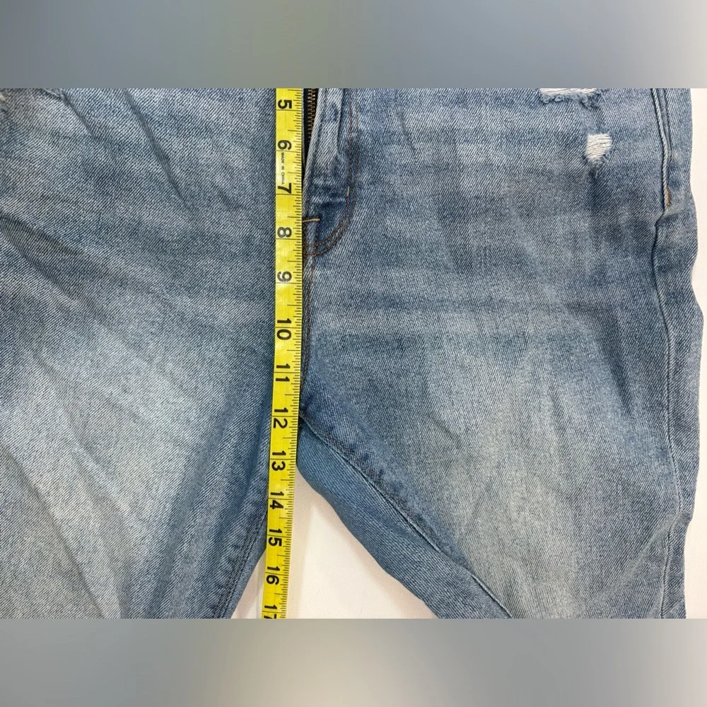 American Eagle Outfitters Stretch Mom Jean